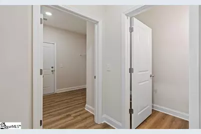 825 Sweet William Road, Spartanburg, SC 29301 - Photo 13