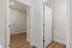 825 Sweet William Rd, Spartanburg, SC 29301 - Photo 13