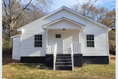 204 Kelly Street, Laurens, SC 29360 - Photo 1