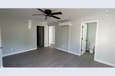 204 Kelly Street, Laurens, SC 29360 - Photo 5