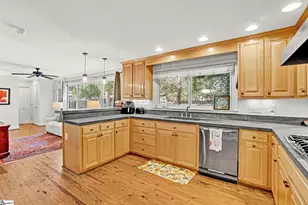 921 Brentwood Dr, Spartanburg, SC 29302 - Photo 23