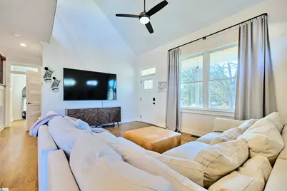 4 Vest Street, Travelers Rest, SC 29690 - Photo 9