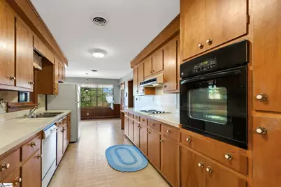 8 Roe Court, Greenville, SC 29617 - Photo 15