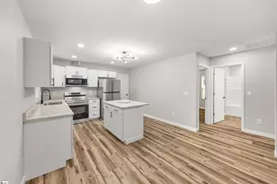 405 E Hampton Ave, Spartanburg, SC 29306 - Photo 11