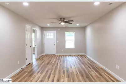 405 E Hampton Avenue, Spartanburg, SC 29306 - Photo 7