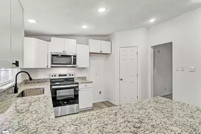 300 Crooked Creek Drive, Campobello, SC 29322 - Photo 5