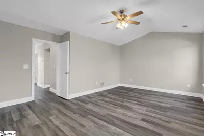 110 W 4th Avenue, Easley, SC 29640 - Photo 35