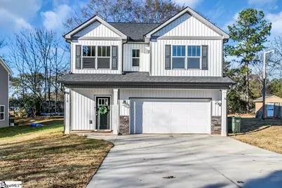 110 W 4th Avenue, Easley, SC 29640 - Photo 1