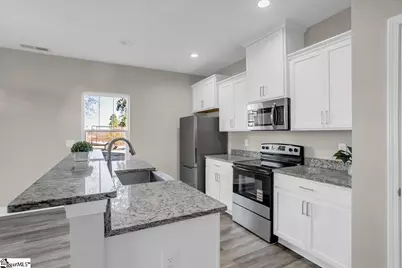 110 W 4th Avenue, Easley, SC 29640 - Photo 13