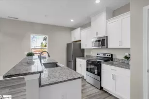 110 W 4th Ave, Easley, SC 29640 - Photo 13