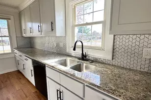 8 Pembroke Ln, Taylors, SC 29687 - Photo 11