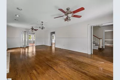 1218 Shadowood Drive, Spartanburg, SC 29301 - Photo 9