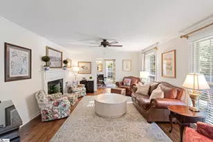 39 Clarendon Ave, Greenville, SC 29609 - Photo 9