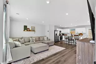 628 Batchomble Ln, Greenville, SC 29605 - Photo 3