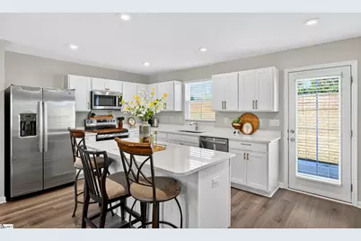 628 Batchomble Lane, Greenville, SC 29605 - Photo 7