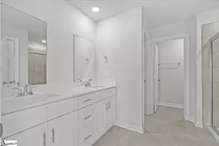 695 Cozy Blf Rd, Spartanburg, SC 29301 - Photo 13