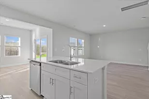 695 Cozy Blf Rd, Spartanburg, SC 29301 - Photo 7