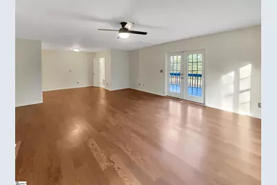 279 Finch Road, Wellford, SC 29385 - Photo 11