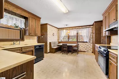 132 Rosecrest Road, Spartanburg, SC 29303 - Photo 9