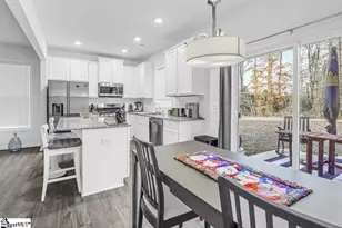 329 Hartland Pl, Simpsonville, SC 29680 - Photo 7