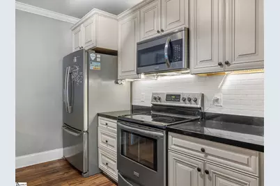 17 Crystal Avenue, Greenville, SC 29605 - Photo 9