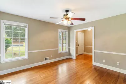 310 Slopingwood Lane, Spartanburg, SC 29301 - Photo 7