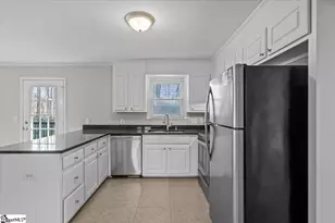 104 Cascade Dr, Greer, SC 29651 - Photo 13