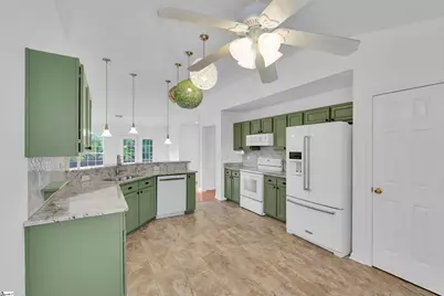 6 Buzzell Court, Simpsonville, SC 29681 - Photo 11