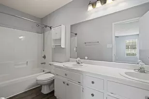 18 Warren Ct, Greenville, SC 29607 - Photo 17