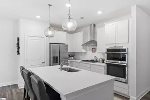 541 Clairbrook Ct, Greer, SC 29651 - Photo 3