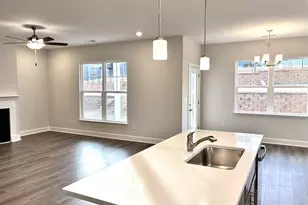 309 Blaine Ct, Greenville, SC 29607 - Photo 5