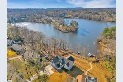 300 Lakecrest Drive, Greer, SC 29651 - Photo 43