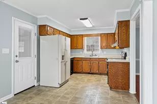 1109 Oak Hill Dr, Anderson, SC 29621 - Photo 13