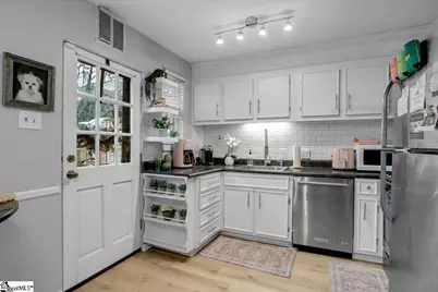 26 Faris Circle, Greenville, SC 29605 - Photo 7