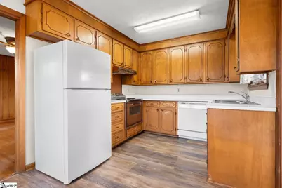 9 Merrimon Avenue, Boiling Springs, SC 29316 - Photo 11