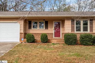 803 E Brookwood Dr, Landrum, SC 29356 - Photo 3