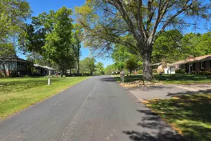 803 E Brookwood Dr, Landrum, SC 29356 - Photo 33