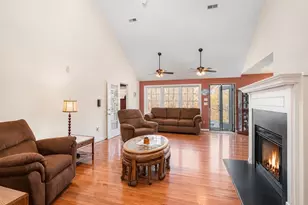 412 Winding Brook Ct, Greenville, SC 29617 - Photo 3