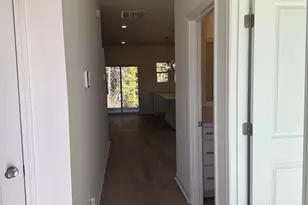 351 E Pyrenees Dr, Wellford, SC 29385 - Photo 13