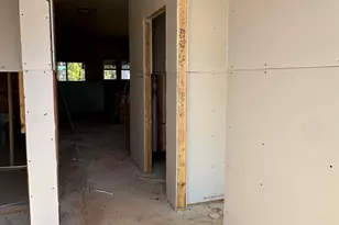 351 E Pyrenees Dr, Wellford, SC 29385 - Photo 7