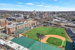 927 S Main St, Greenville, SC 29601 - Photo 19