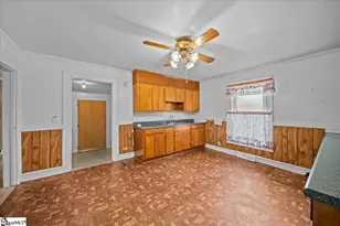 4 Hunt Ave, Liberty, SC 29657 - Photo 9