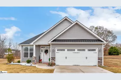 725 E Osprey Lane, Cowpens, SC 29330 - Photo 1