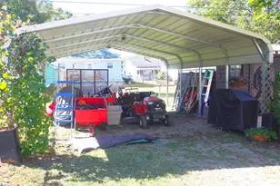 409 Florence St, Clinton, SC 29325 - Photo 35