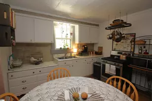 409 Florence St, Clinton, SC 29325 - Photo 25