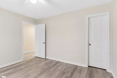 100 Bruinen Drive, Fountain Inn, SC 29644 - Photo 5