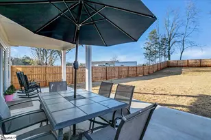 207 Yellowstone Trl, Gray Court, SC 29645 - Photo 9