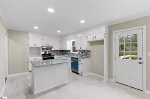 112 Woodmont Cir, Greenville, SC 29605 - Photo 9