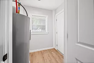 111 Hammett St, Greenville, SC 29609 - Photo 15
