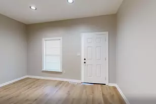 111 Hammett St, Greenville, SC 29609 - Photo 3